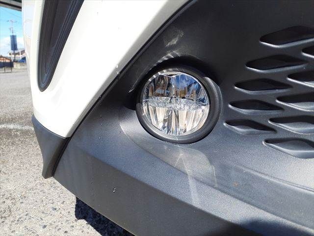 TOYOTA C-HR 2017 Image 31