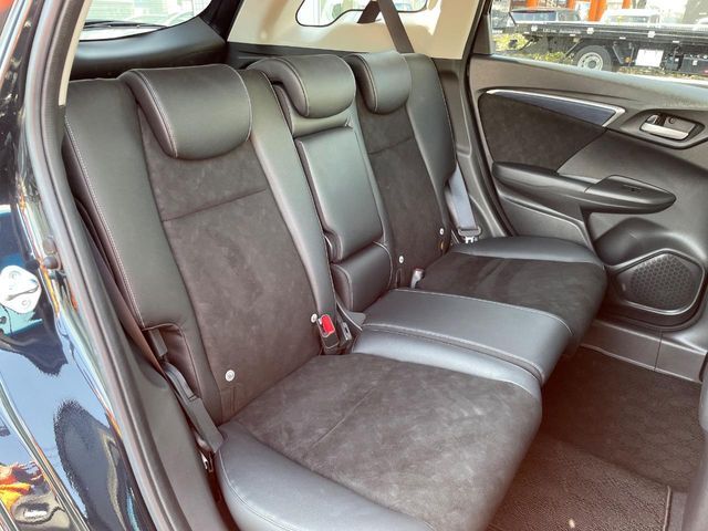 HONDA SHUTTLE HYBRID 2017 Image 31