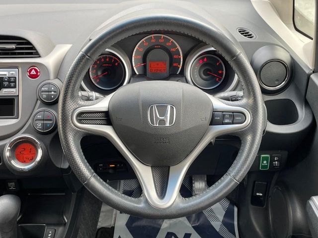HONDA FIT 2012 Image 31