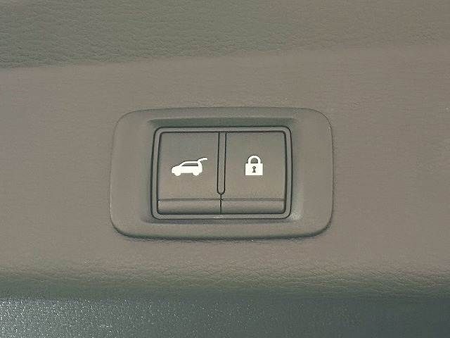 MITSUBISHI OUTLANDER PHEV 2022 Image 31