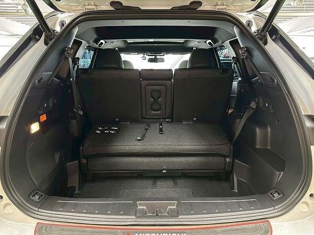 MITSUBISHI OUTLANDER PHEV 2022 Image 31