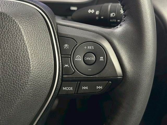 TOYOTA COROLLA CROSS HYBRID 2023 Image 31