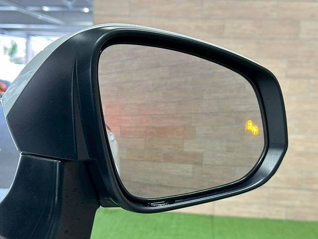 TOYOTA COROLLA CROSS HYBRID 2023 Image 31