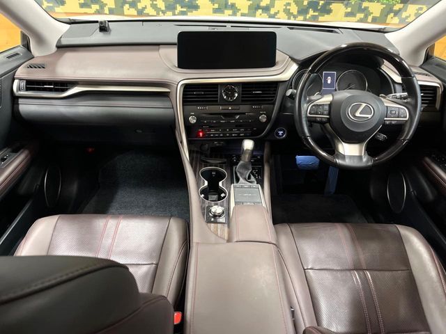 TOYOTA LEXUS RX450H 2WD 2020 Image 31