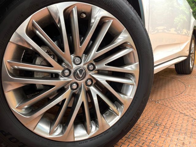 TOYOTA LEXUS RX450H 2WD 2020 Image 31