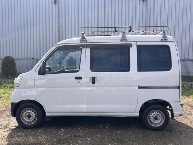 DAIHATSU HIJET CARGO 1955 Image 31