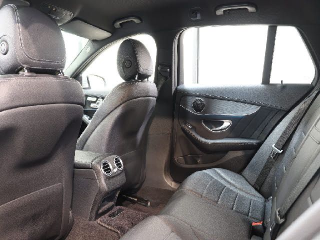 MERCEDES BENZ C CLAS 2017 Image 31