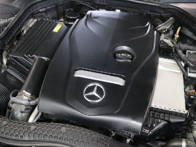 MERCEDES BENZ C CLAS 2017 Image 31