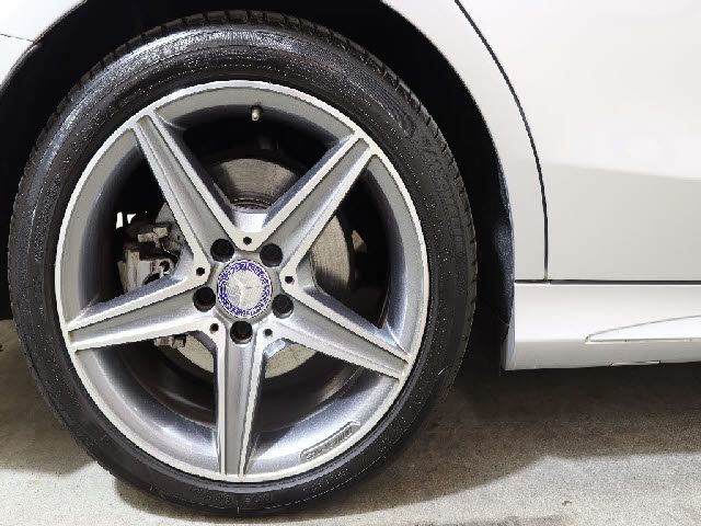 MERCEDES BENZ C CLAS 2017 Image 31