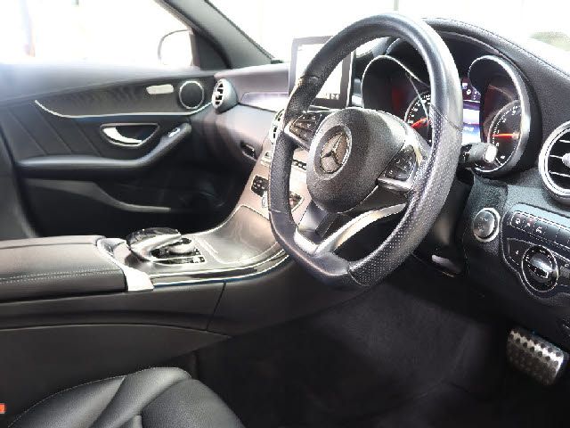 MERCEDES BENZ C CLAS 2017 Image 31
