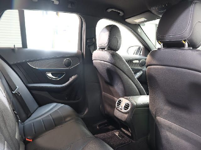 MERCEDES BENZ C CLAS 2017 Image 31