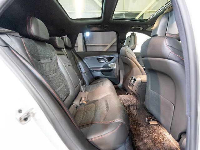 MERCEDES BENZ MERCEDES AMG C STATI 2023 Image 31