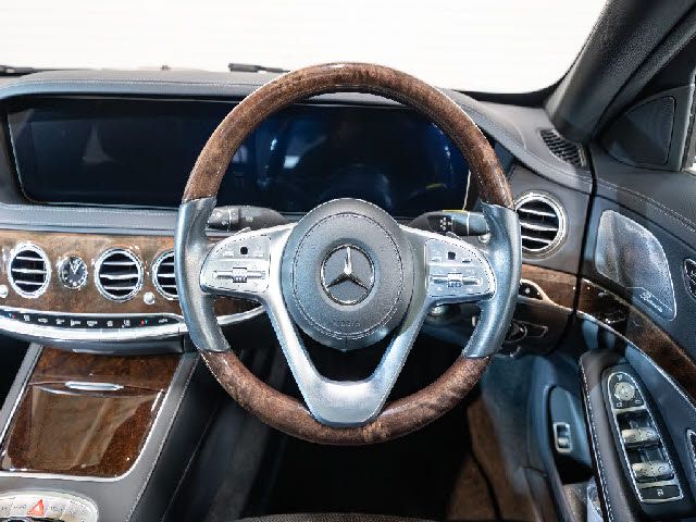 MERCEDES BENZ S CLAS 2019 Image 31