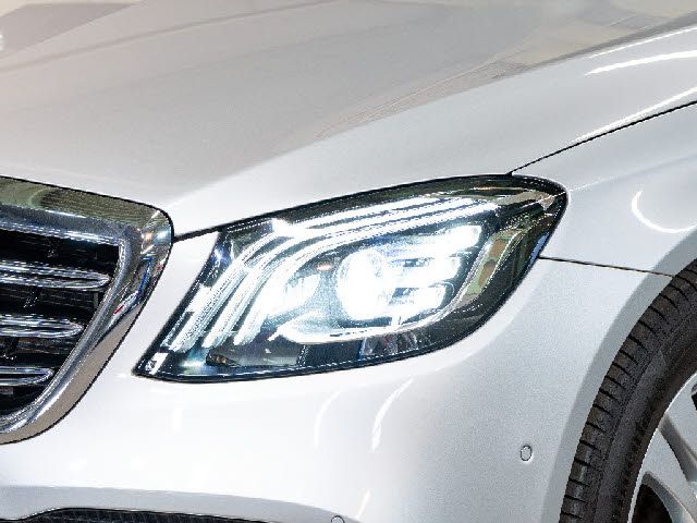 MERCEDES BENZ S CLAS 2019 Image 31