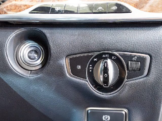 MERCEDES BENZ S CLAS 2019 Image 31