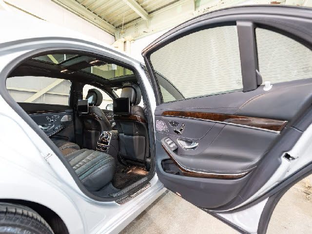 MERCEDES BENZ S CLAS 2019 Image 31