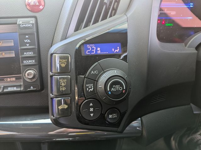 HONDA CR-Z 2012 Image 31