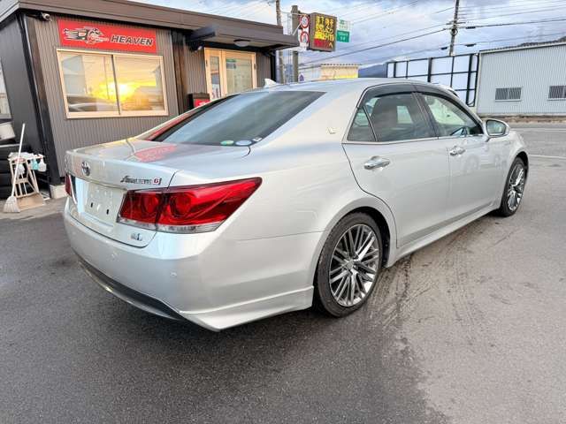 TOYOTA CROWN SEDAN 2013 Image 31