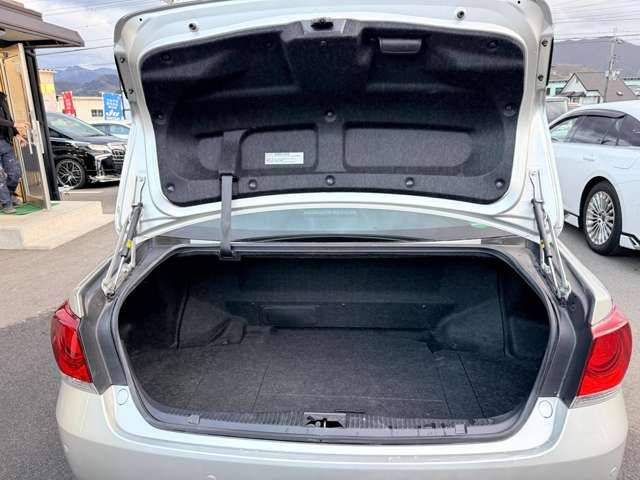 TOYOTA CROWN SEDAN 2013 Image 31