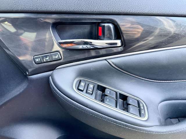 TOYOTA CROWN SEDAN 2013 Image 31