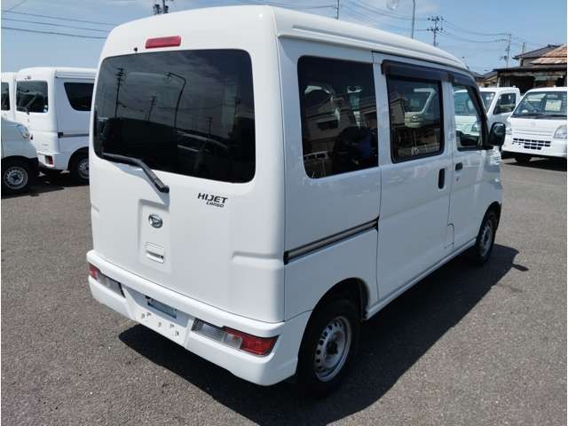 DAIHATSU HIJET CARGO 4WD 2018 Image 31
