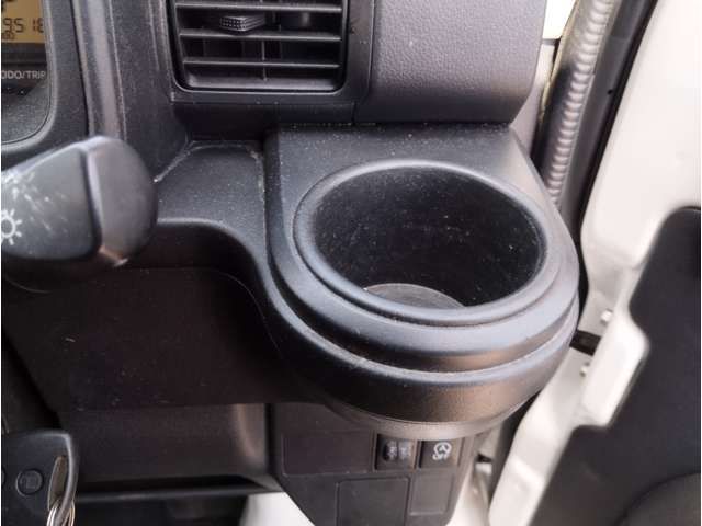 DAIHATSU HIJET CARGO 4WD 2018 Image 31