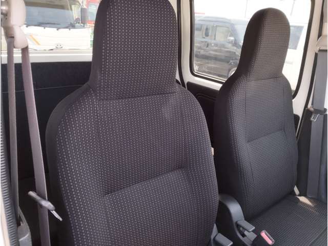 DAIHATSU HIJET CARGO 4WD 2018 Image 31