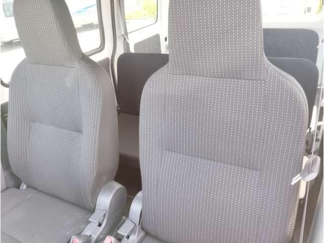 DAIHATSU HIJET CARGO 4WD 2018 Image 31