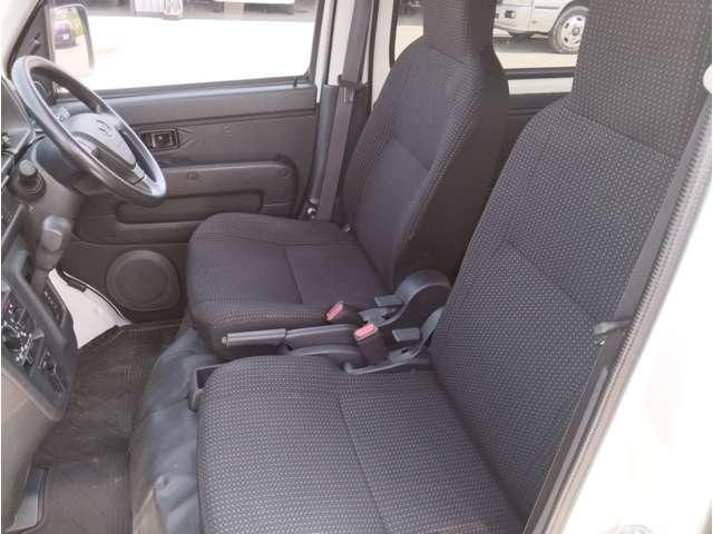 DAIHATSU HIJET CARGO 4WD 2018 Image 31