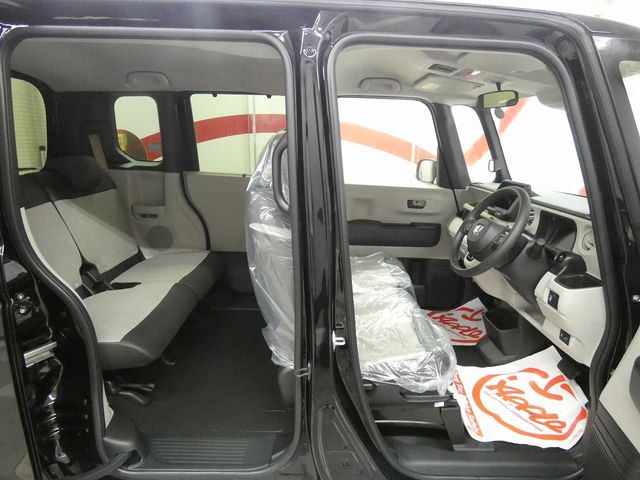 HONDA N BOX 4WD 2025 Image 31