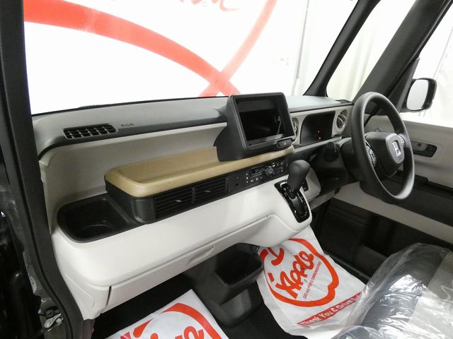 HONDA N BOX 4WD 2025 Image 31