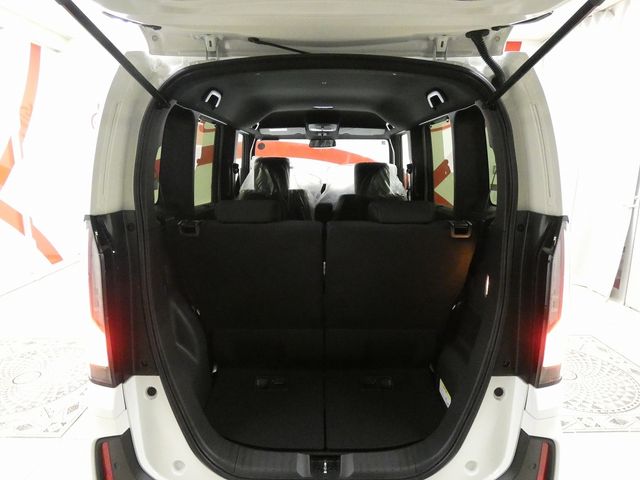 HONDA N BOX CUSTOM 4WD 2025 Image 31