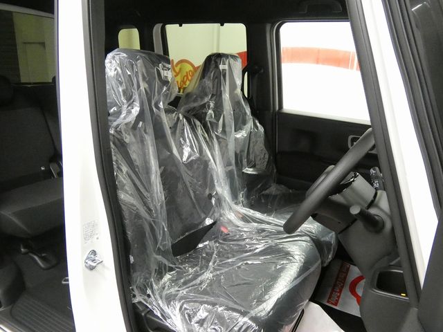 HONDA N BOX CUSTOM 4WD 2025 Image 31