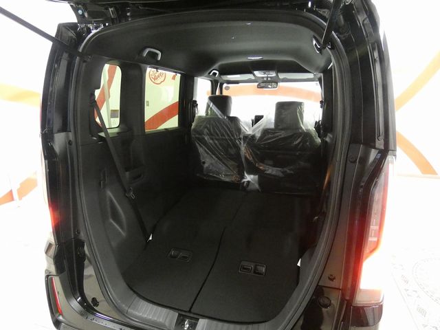 HONDA N BOX CUSTOM 4WD 2025 Image 31