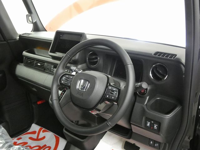HONDA N BOX CUSTOM 4WD 2025 Image 31