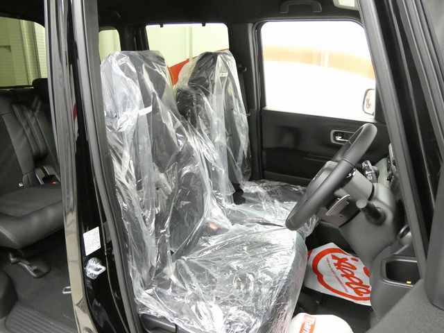 HONDA N BOX CUSTOM 4WD 2025 Image 31