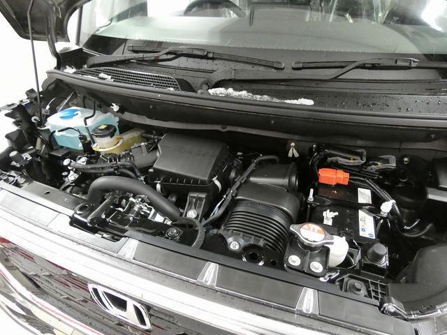 HONDA N BOX CUSTOM 4WD 2025 Image 31