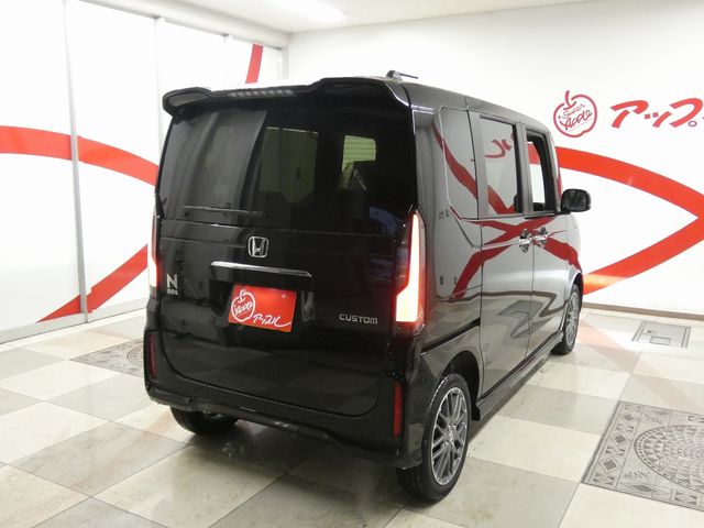 HONDA N BOX CUSTOM 4WD 2025 Image 31