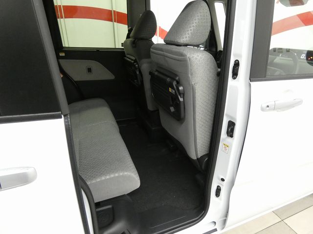 DAIHATSU TANTO 4WD 2025 Image 31