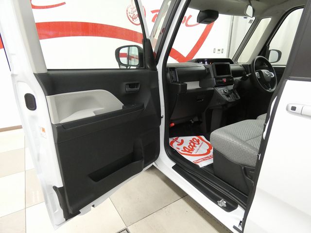 DAIHATSU TANTO 4WD 2025 Image 31