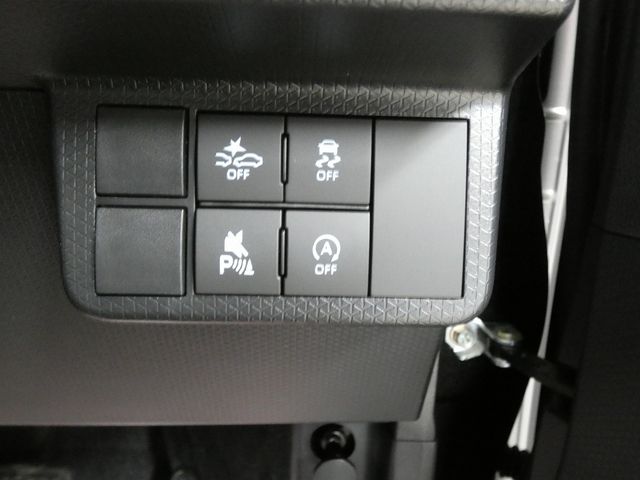 DAIHATSU TANTO CUSTOM 4WD 2025 Image 31