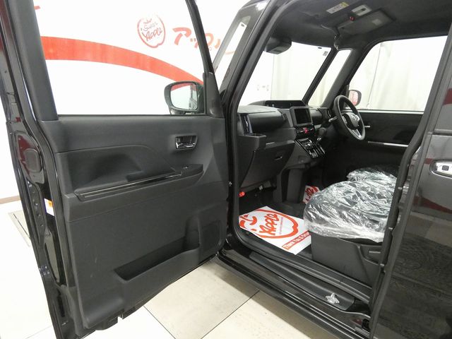 DAIHATSU TANTO CUSTOM 4WD 2025 Image 31