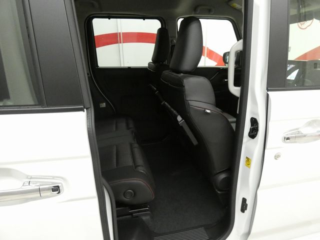 SUZUKI SPACIA CUSTOM 4WD 2025 Image 31