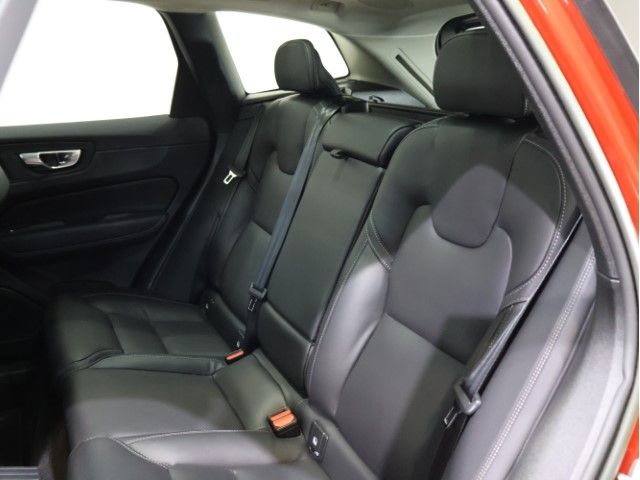 VOLVO XC60 2024 Image 31