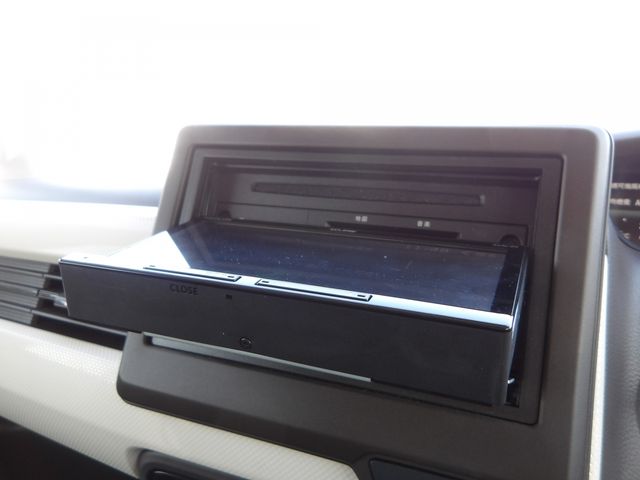 HONDA N BOX 2023 Image 31