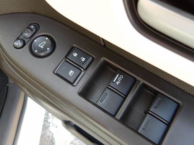 HONDA N BOX 2023 Image 31