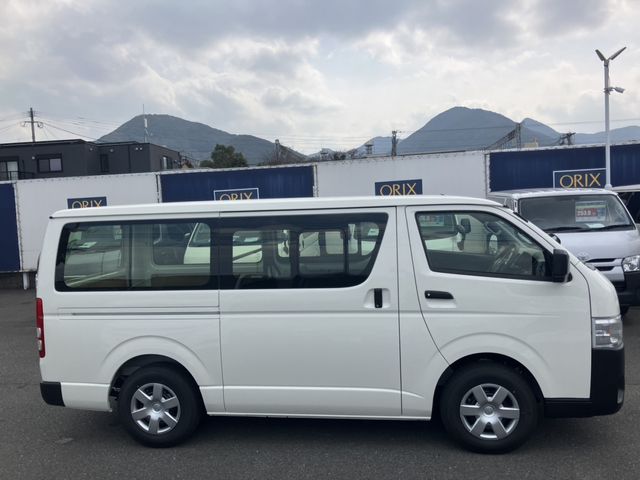 TOYOTA HIACE VAN 1.15T 2WD 2025 Image 31