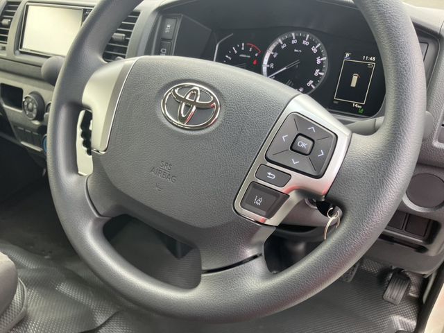 TOYOTA HIACE VAN 1.15T 2WD 2025 Image 31