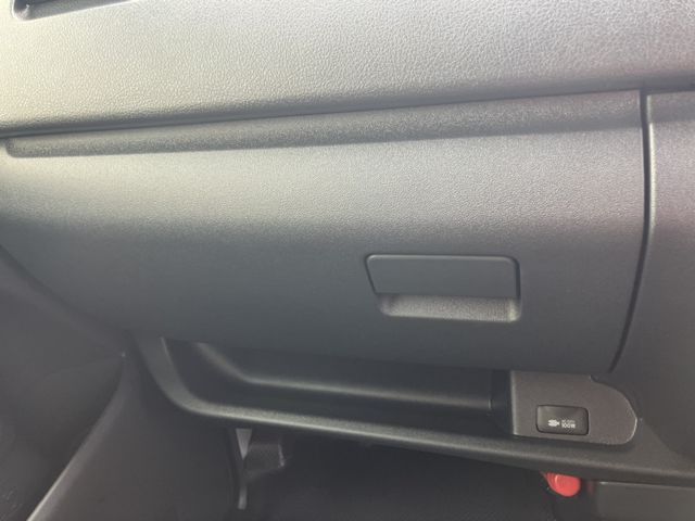 TOYOTA HIACE VAN 1.15T 2WD 2025 Image 31