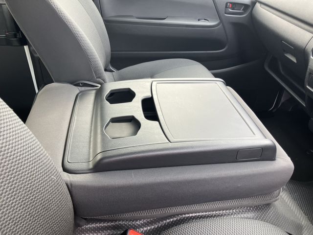 TOYOTA HIACE VAN 1.15T 2WD 2025 Image 31